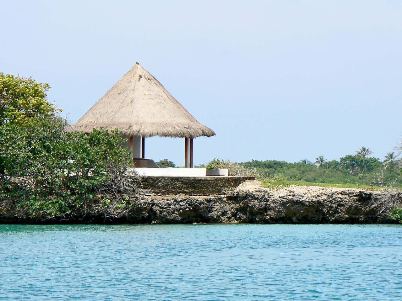 Casa construida sobre el mar en las Islas del Rosario, Cartagena